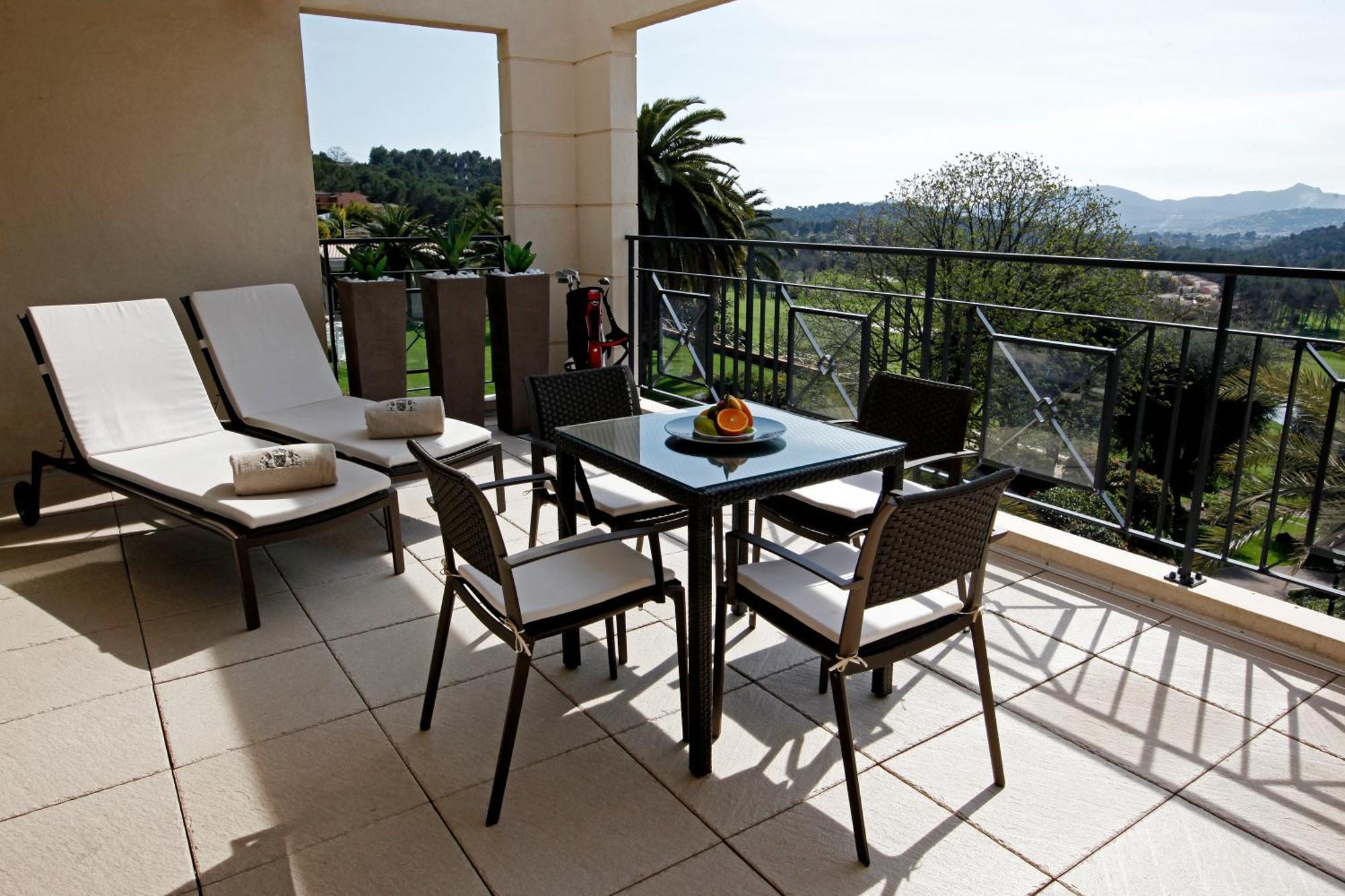 Royal Mougins Golf, Hotel & Spa De Luxe Δωμάτιο φωτογραφία